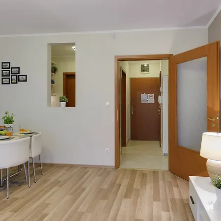 Apartment Passage